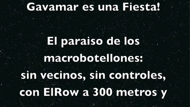 Imagen 1 extra�da de un video grabado por un grupo de vecinos de Gav� Mar sobre las molestias que algunos clientes de la discoteca EL ROW de Viladecans provocan en Gav� Mar (25 Diciembre 2011)